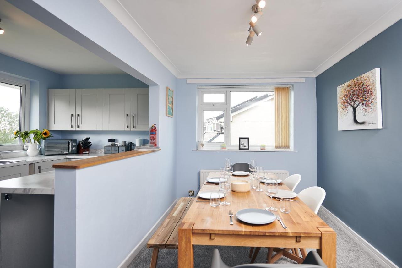 Sea Gem- Beautiful Family Home With Stunning Sea Views & Garden 滕比 外观 照片