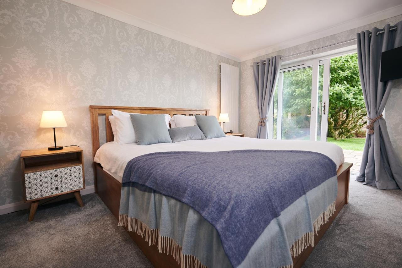 Sea Gem- Beautiful Family Home With Stunning Sea Views & Garden 滕比 外观 照片