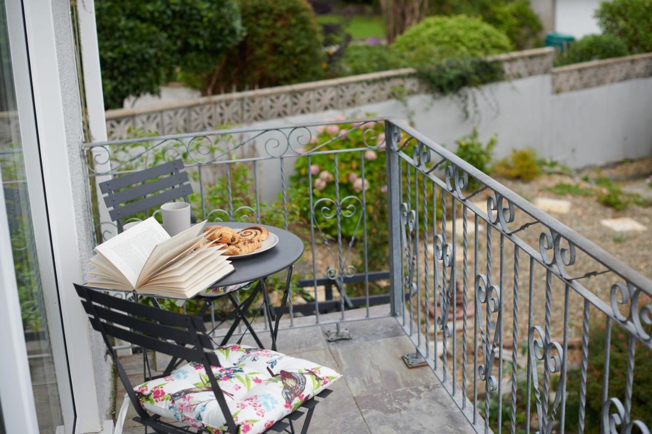 Sea Gem- Beautiful Family Home With Stunning Sea Views & Garden 滕比 外观 照片