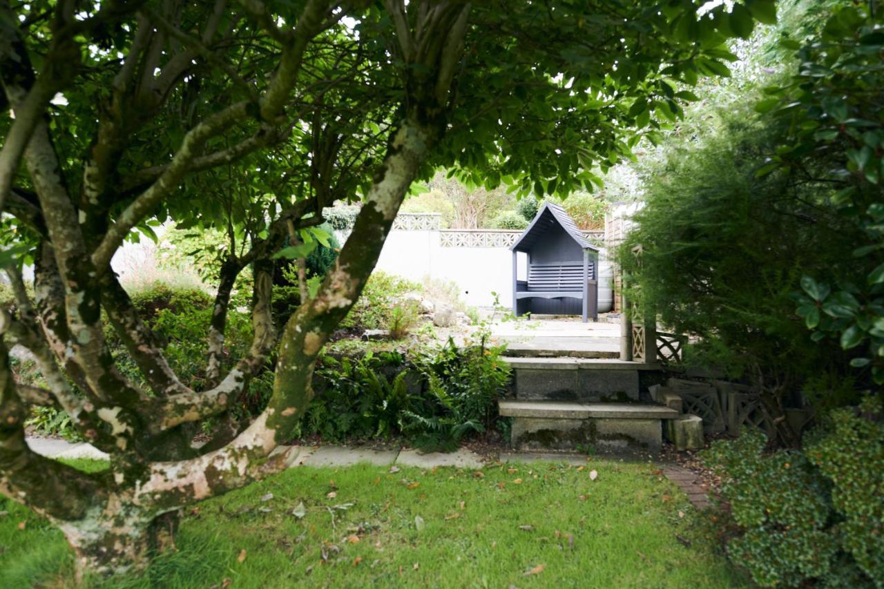 Sea Gem- Beautiful Family Home With Stunning Sea Views & Garden 滕比 外观 照片